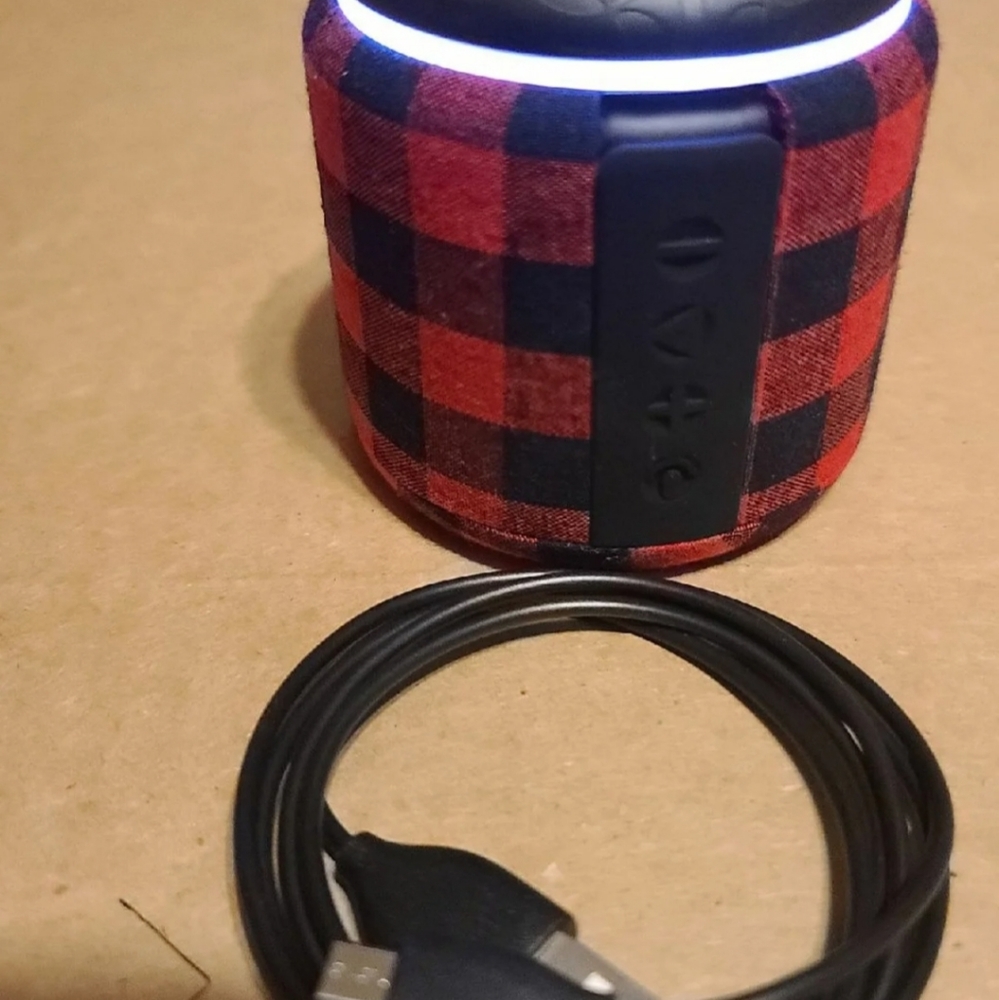 Fabriq Speaker